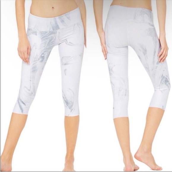 ALO Yoga White Marble Glossy Cropped Leggings New with Tags Size Small - Picture 1 of 7